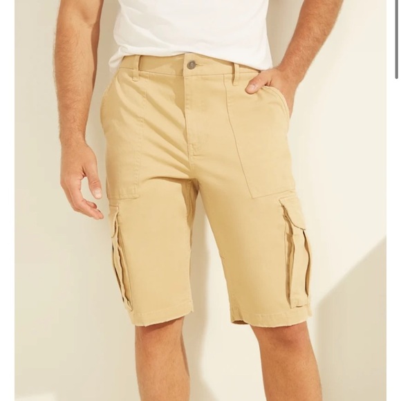 New GUESS Carter Twill Cargo Shorts - Picture 1 of 8